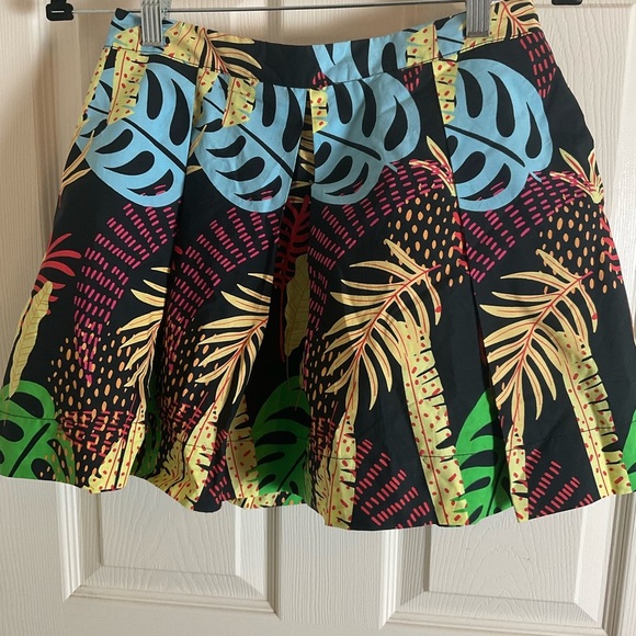 Forever 21 Pleated Women’s Flared Skirt-Juniors,Black-multi -color M - Picture 2 of 10